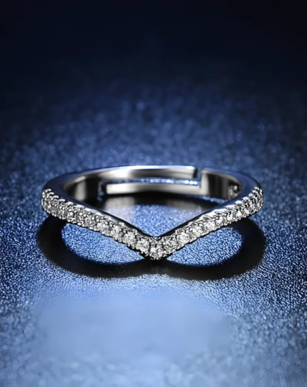 V-Shaped Diamond Band Ring | Gold-Plated | Stainless Steel | Anti Tarnish