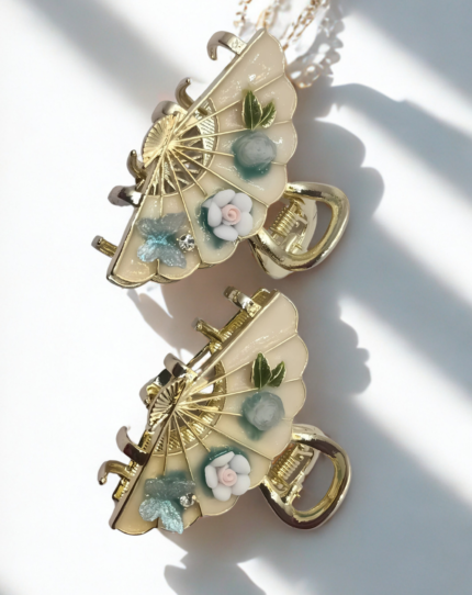 Elegant Fan-Shaped metal Hair Claw Clips with 3D Floral & Leaf Embellishments – Gold Finish